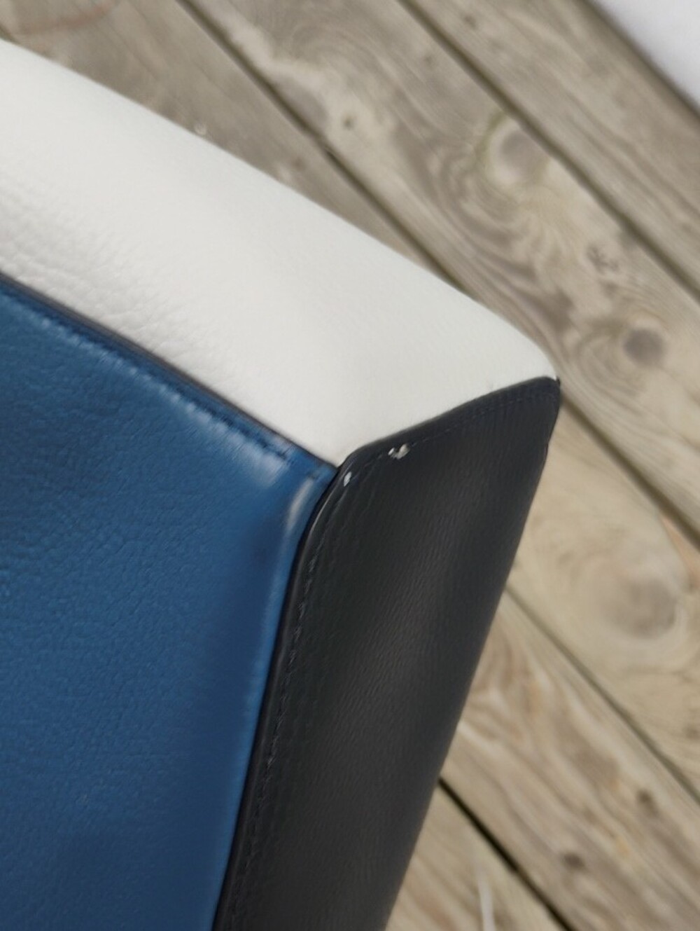 Michael Kors Gemma Sm Satchel Navy, Bright Blue & White Pebbled Leather Satchel - Picture 3 of 9